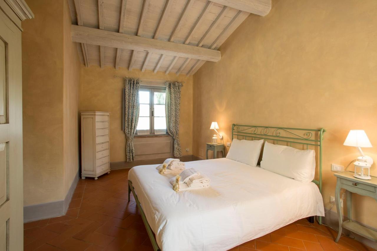 Podere San Pietro Resort กาสติลิออน ฟิบอคคี ภายนอก รูปภาพ